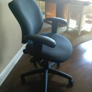 Charcoal Gray Black Ergonomic Swivel Chair